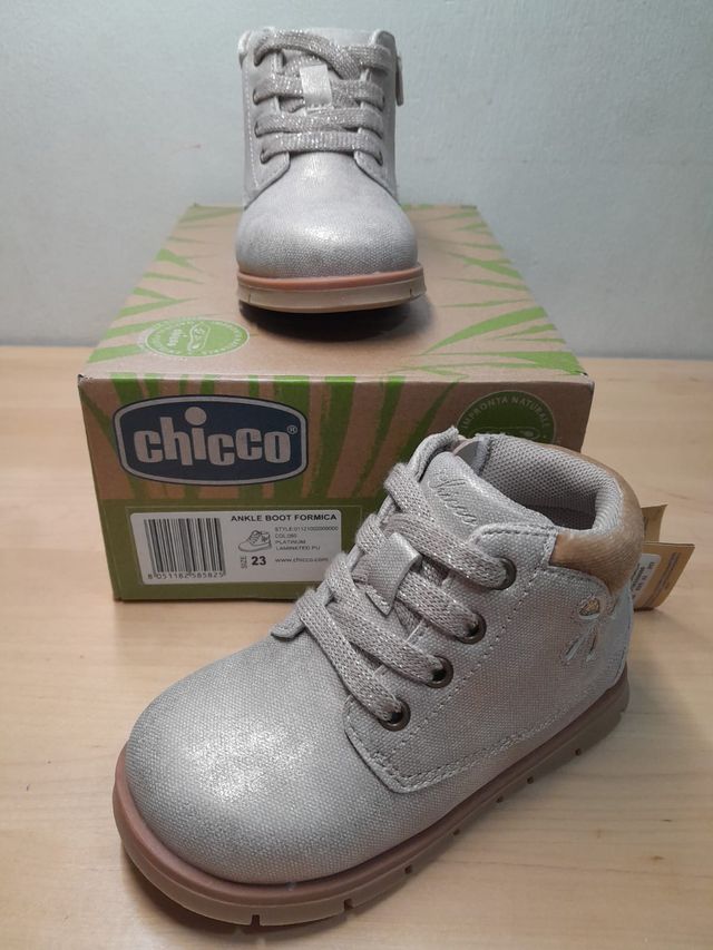 Botas Chicco Talla 23 Plateadas