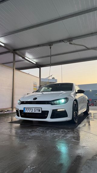 Volkswagen Scirocco R