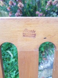 Antiguo expositor o soporte de pie para cuadros