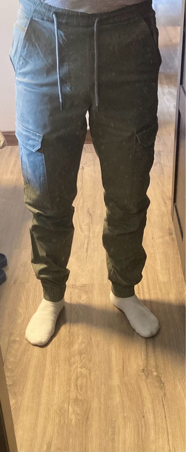 Pantalón Cargo Pull&Bear Verde