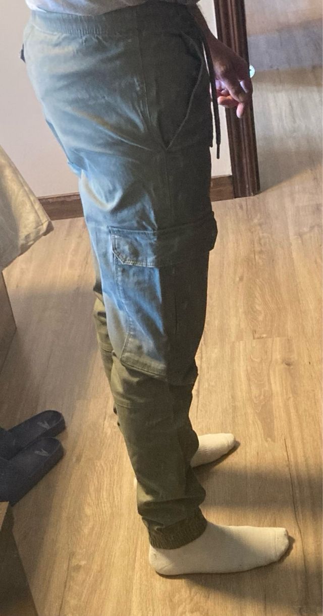 Pantalón Cargo Pull&Bear Verde