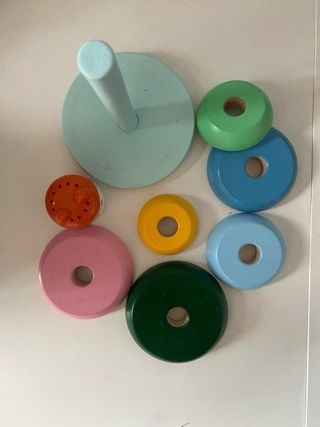 UPPSTA piramide de anillos multicolor IKEA