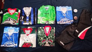 7 Camisetas Hockey, 2 Pantalones, 2 Discos
