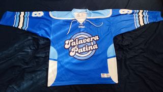 7 Camisetas Hockey, 2 Pantalones, 2 Discos