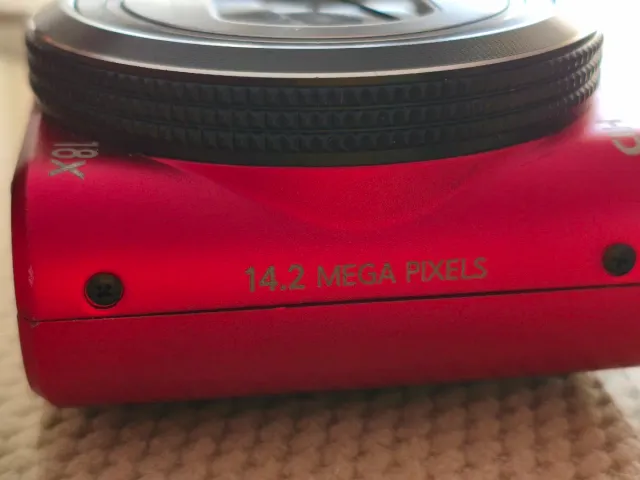 Cámara Samsung WB150F Roja