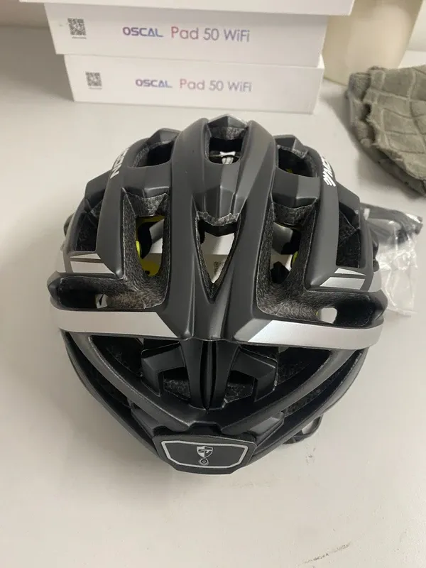 Casco Ciclismo MOON/ST con Luz LED Trasera