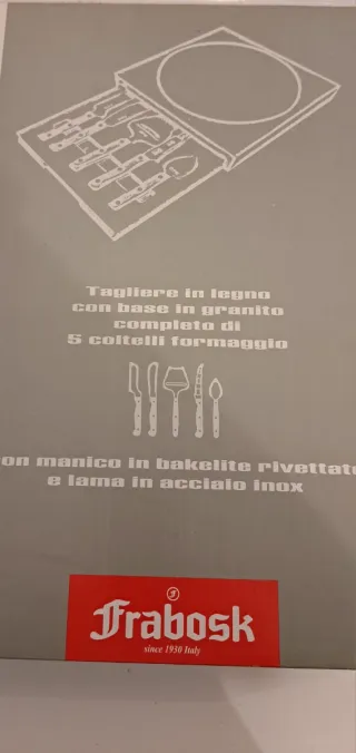 Tagliere per formaggi in legno e pietra