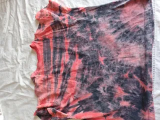 Camiseta Tye Dye con Estampado de Coche