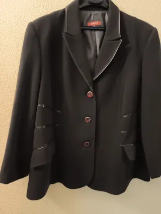 Traje chaqueta y falda, Gabel's