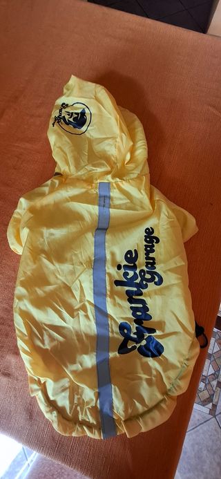 Impermeabile cane giallo con cappuccio
