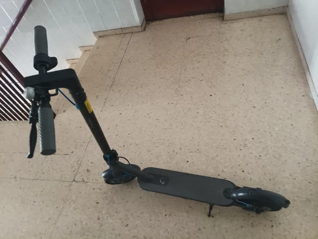 Patineta Eléctrica Negra