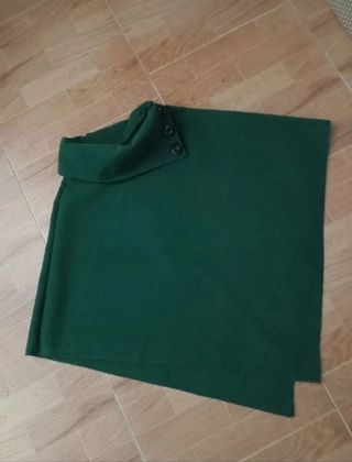 Poncho / capa Otoño Invierno  Color verde (NUEVO!)