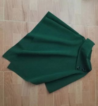 Poncho / capa Otoño Invierno  Color verde (NUEVO!)