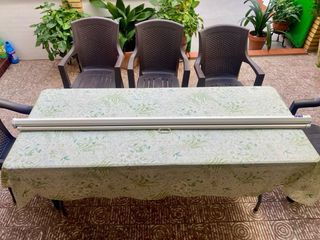 Pantalla Proyección ORAY Enrollable. Sin estrenar.