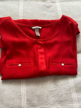 Blusa roja H&M