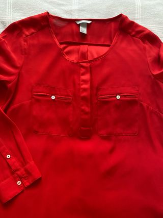 Blusa roja H&M