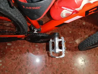 Bicicleta Montaña Racer Roja ( leer bien)