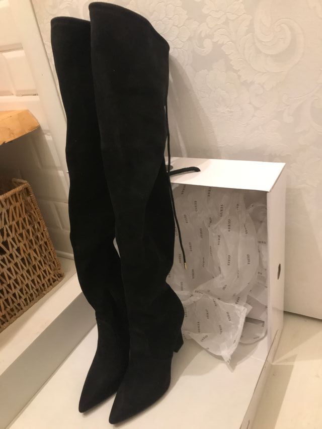 Stivali Guess n.37 scamosciati neri con tacco