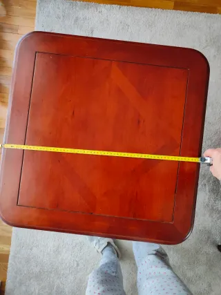 Mesita auxiliar de madera con cajón