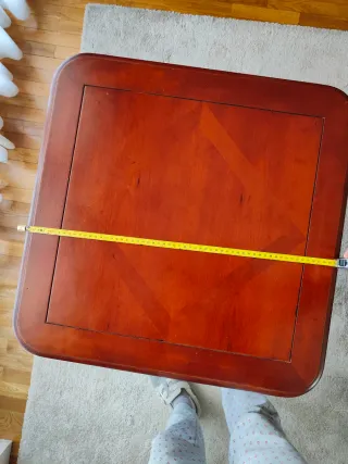 Mesita auxiliar de madera con cajón