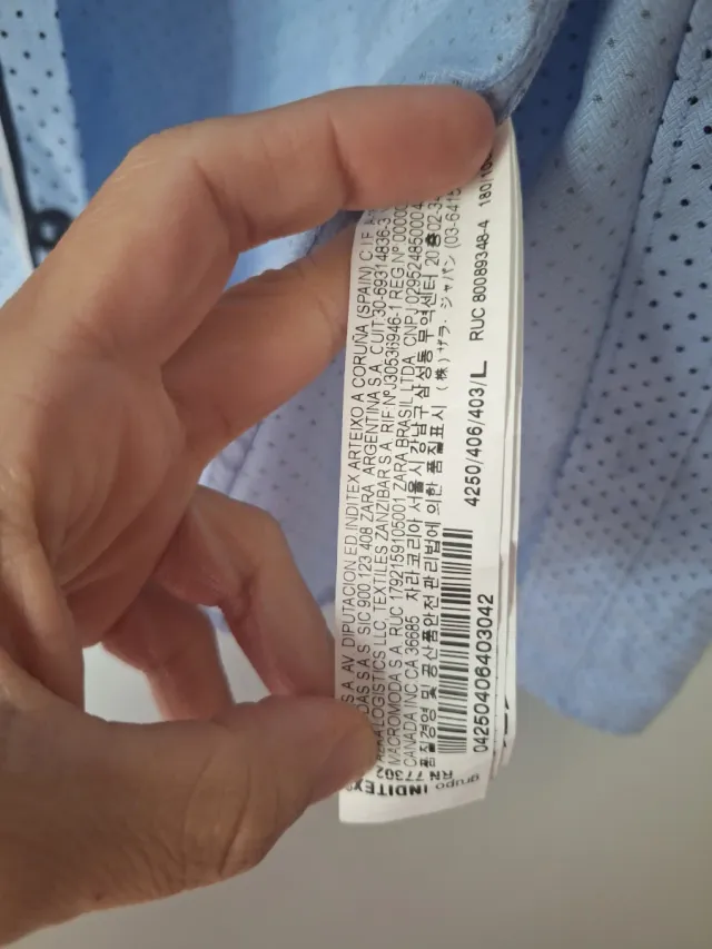 Camisa de hombre azul con puntos slim fit