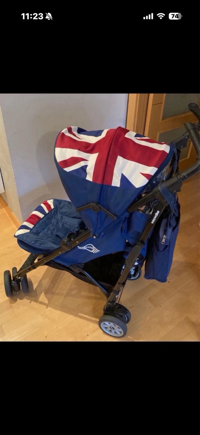 Silla de paseo y saco azul Union Jack