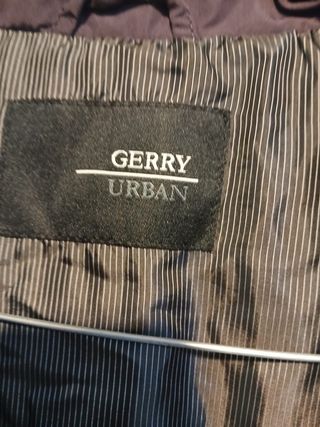 Abrigo marca Gerry Urban