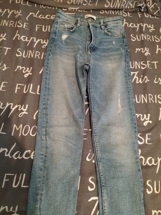 Pantalón vaquero Zara mujer azul