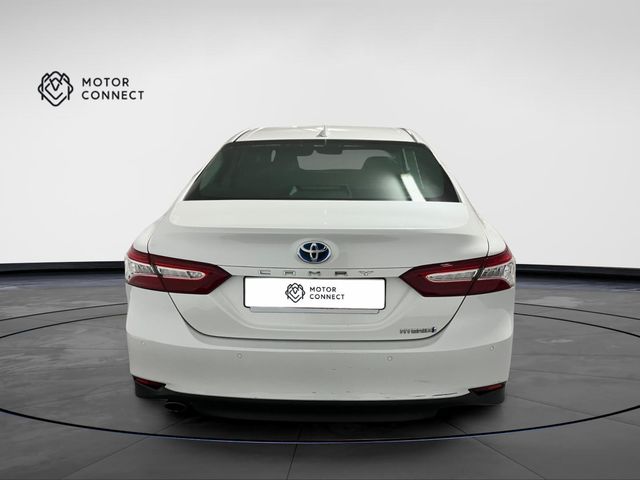 Toyota Camry 2.5 220H Luxury