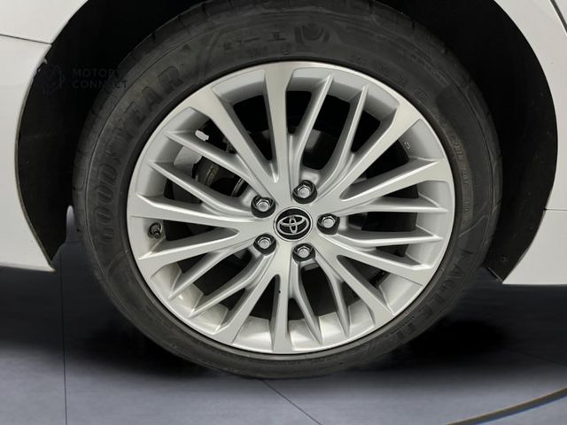 Toyota Camry 2.5 220H Luxury