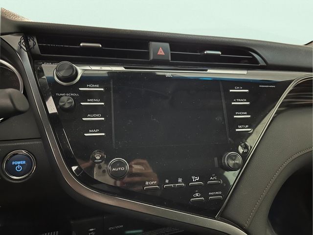 Toyota Camry 2.5 220H Luxury