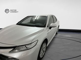 Toyota Camry 2.5 220H Luxury