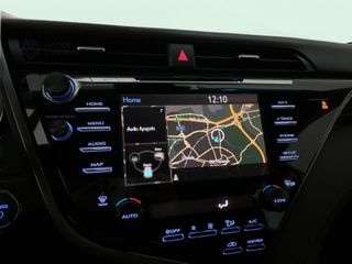 Toyota Camry 2.5 220H Luxury