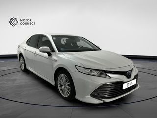 Toyota Camry 2.5 220H Luxury