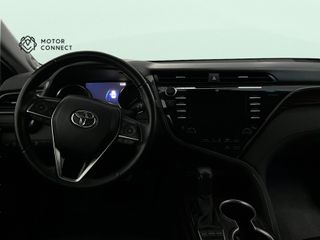 Toyota Camry 2.5 220H Luxury