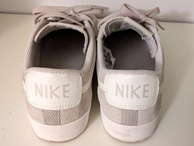 Nike Wmns Blazer Low SD Beige 38