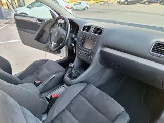 Volkswagen Golf Sport 2.0 TDI 140 CV