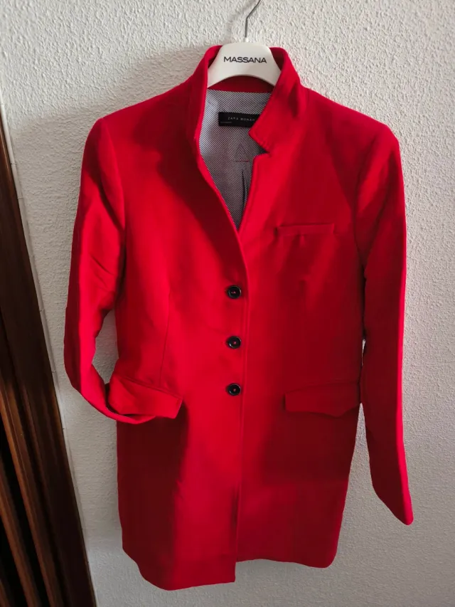 Abrigo Zara Rojo Mujer
