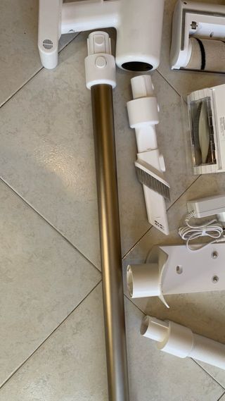 Aspirapolvere Dreame V10 Pro - 18 mesi garanzia