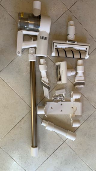 Aspirapolvere Dreame V10 Pro - 18 mesi garanzia