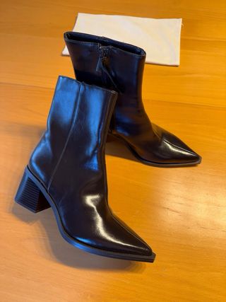 Botín Tacón Ancho Zara Marrón