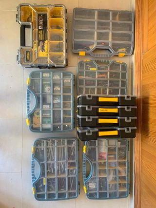 Herramientas varias y maletines