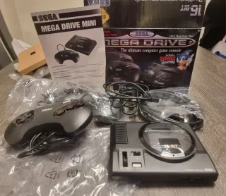 Consola Sega Mega Drive Mini con 2 controller