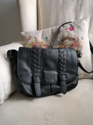 Bolso Misako Negro. Precio negociable
