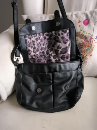 Bolso Misako Negro. Precio negociable