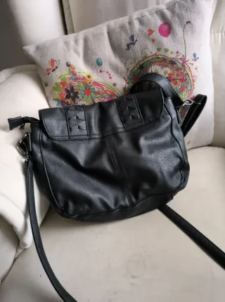Bolso Misako Negro. Precio negociable