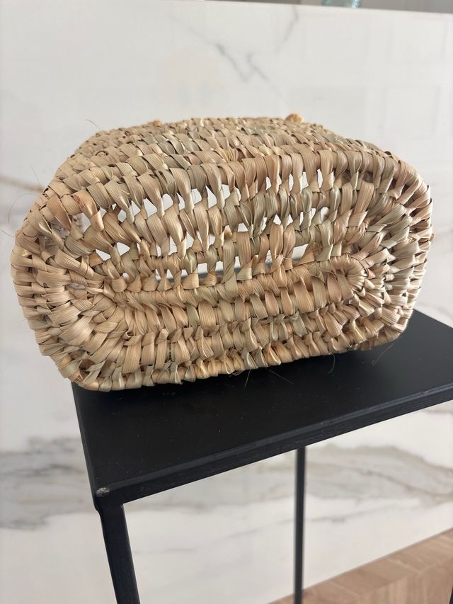 Bolso de rafia tejido a mano