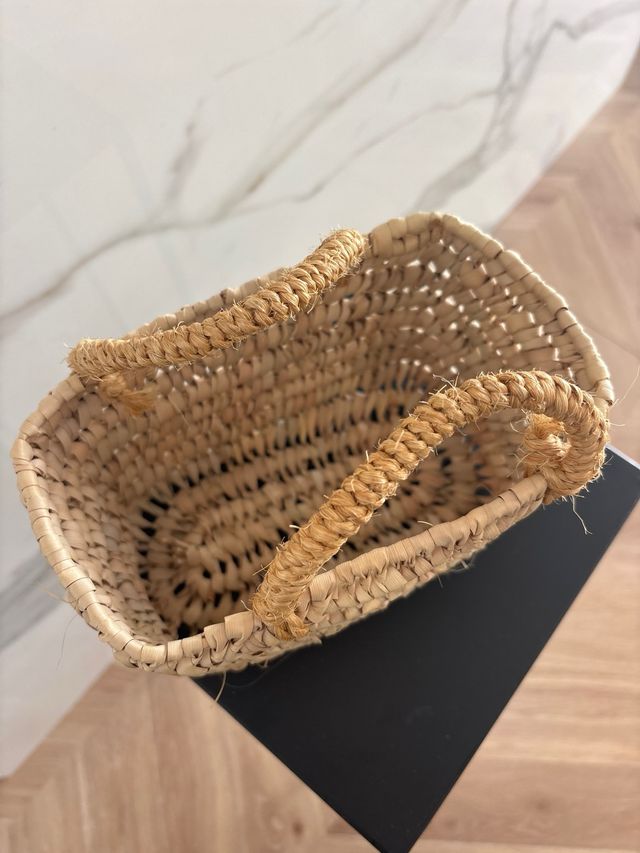 Bolso de rafia tejido a mano