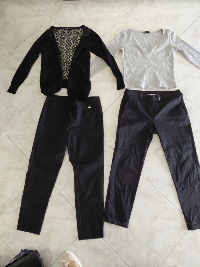 Set maglie e pantaloni tg M