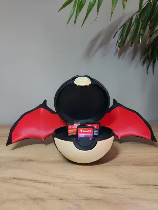 Shiny Charizard Ball - Nintendo Cartridge Holder
